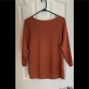 H&M size small boat neck sweater in beautiful shade of rusty orange/brown